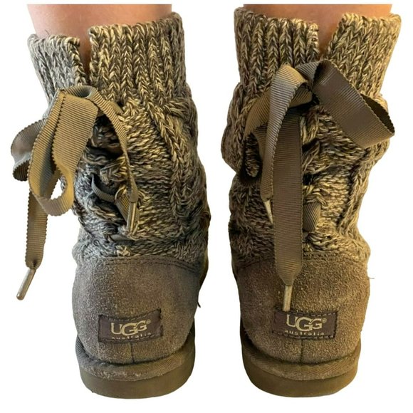UGG Isla Grey Cable Knit Pull on Lace Up Casual Boho Warm Womens Boot Size 7 - Picture 2 of 8